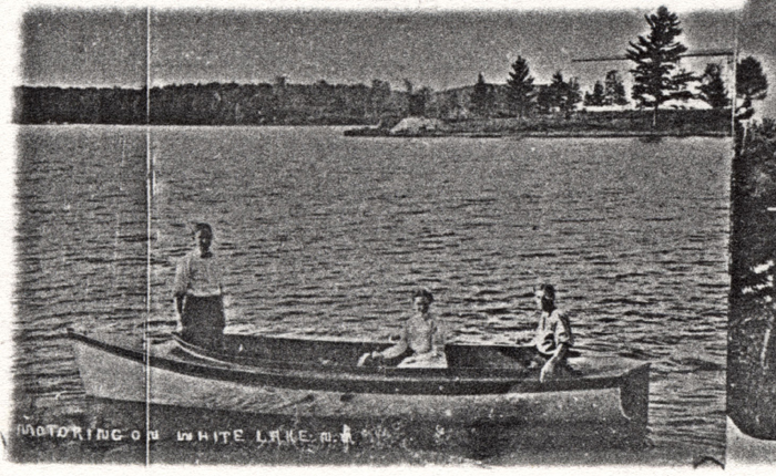 motoring on white lake 1912